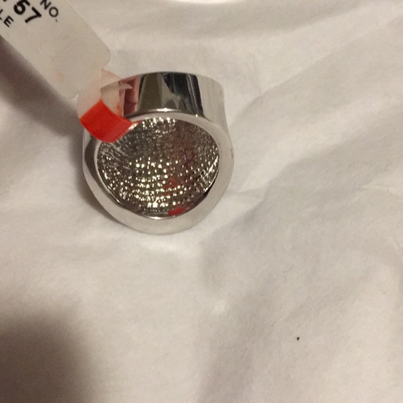 Sliver Ring - Picture 4 of 5